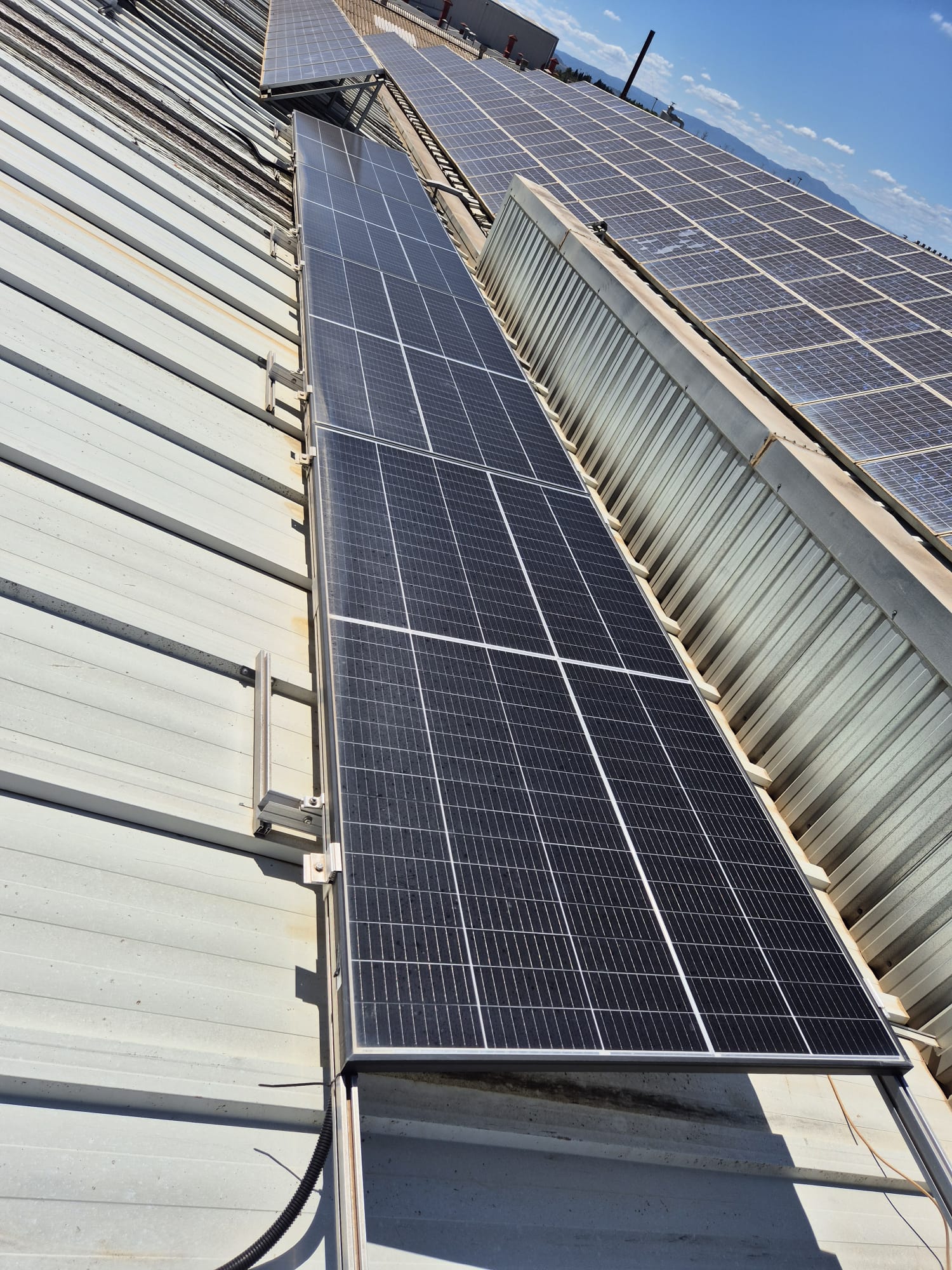 Instalación fotovoltaica Manufacturas Alos